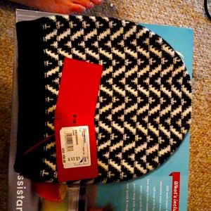 VALENTINO HAT Brand new this season. Never worn.   Cashmere so soft hat